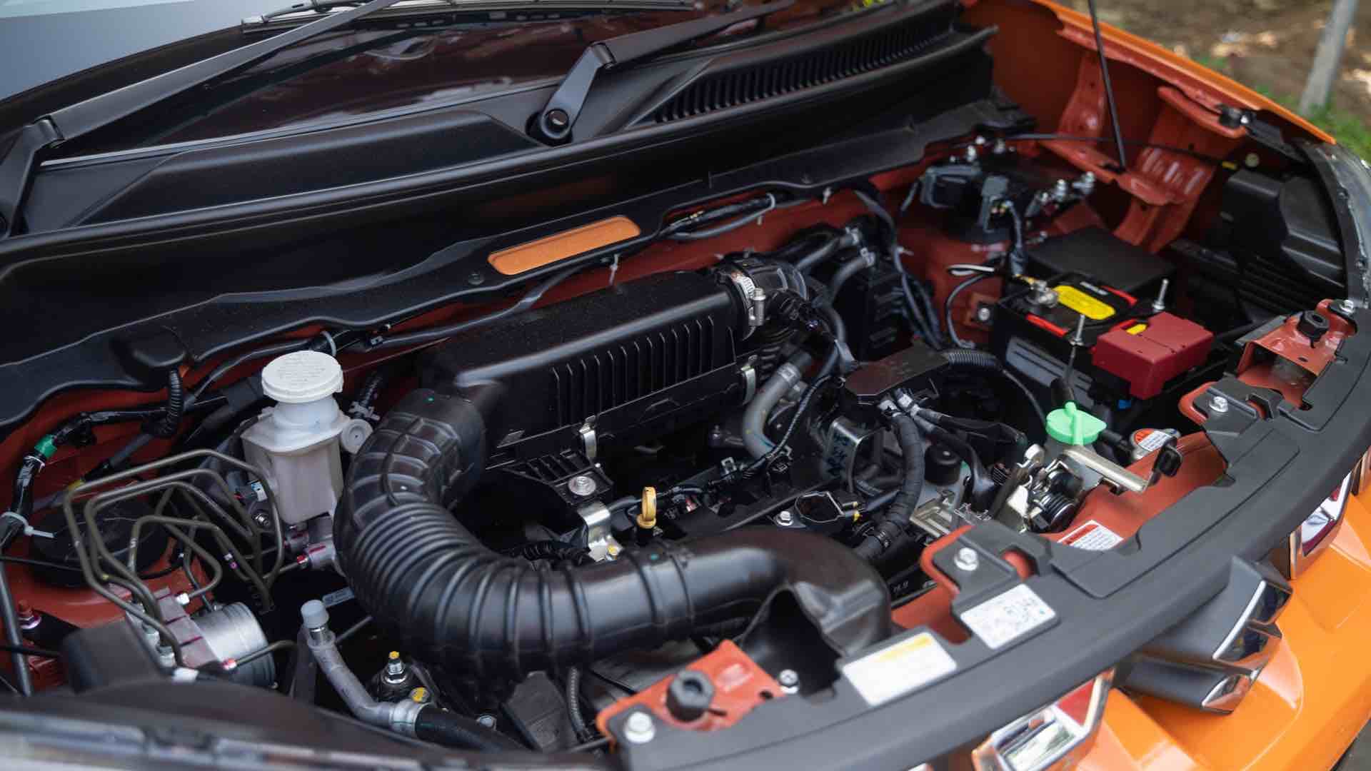 Engine & Performance