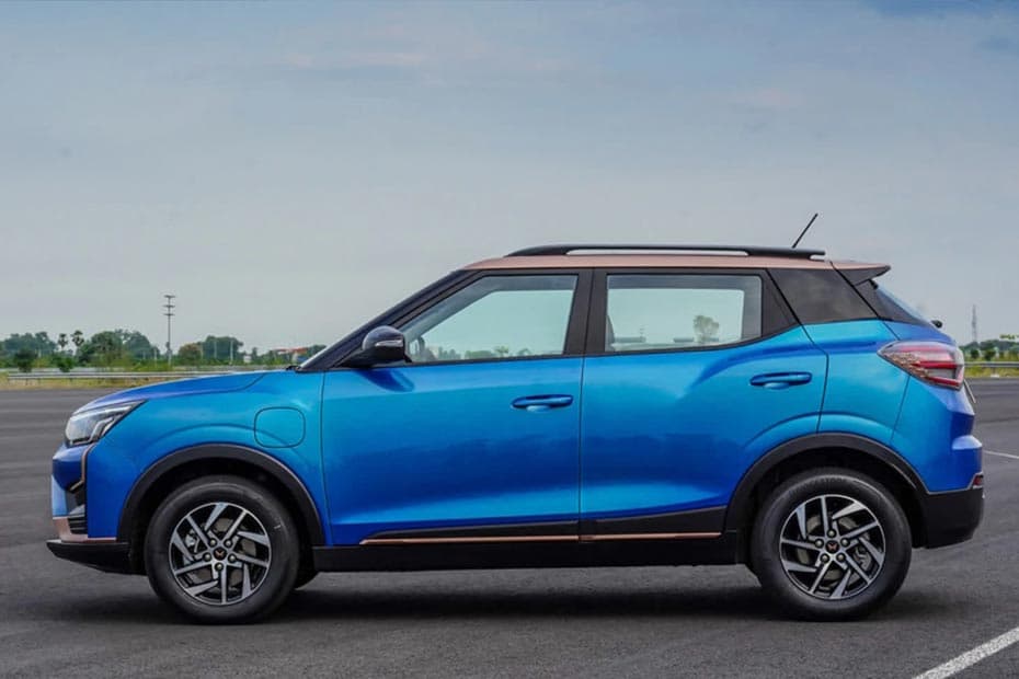 Mahindra XUV400 EV Left Side View